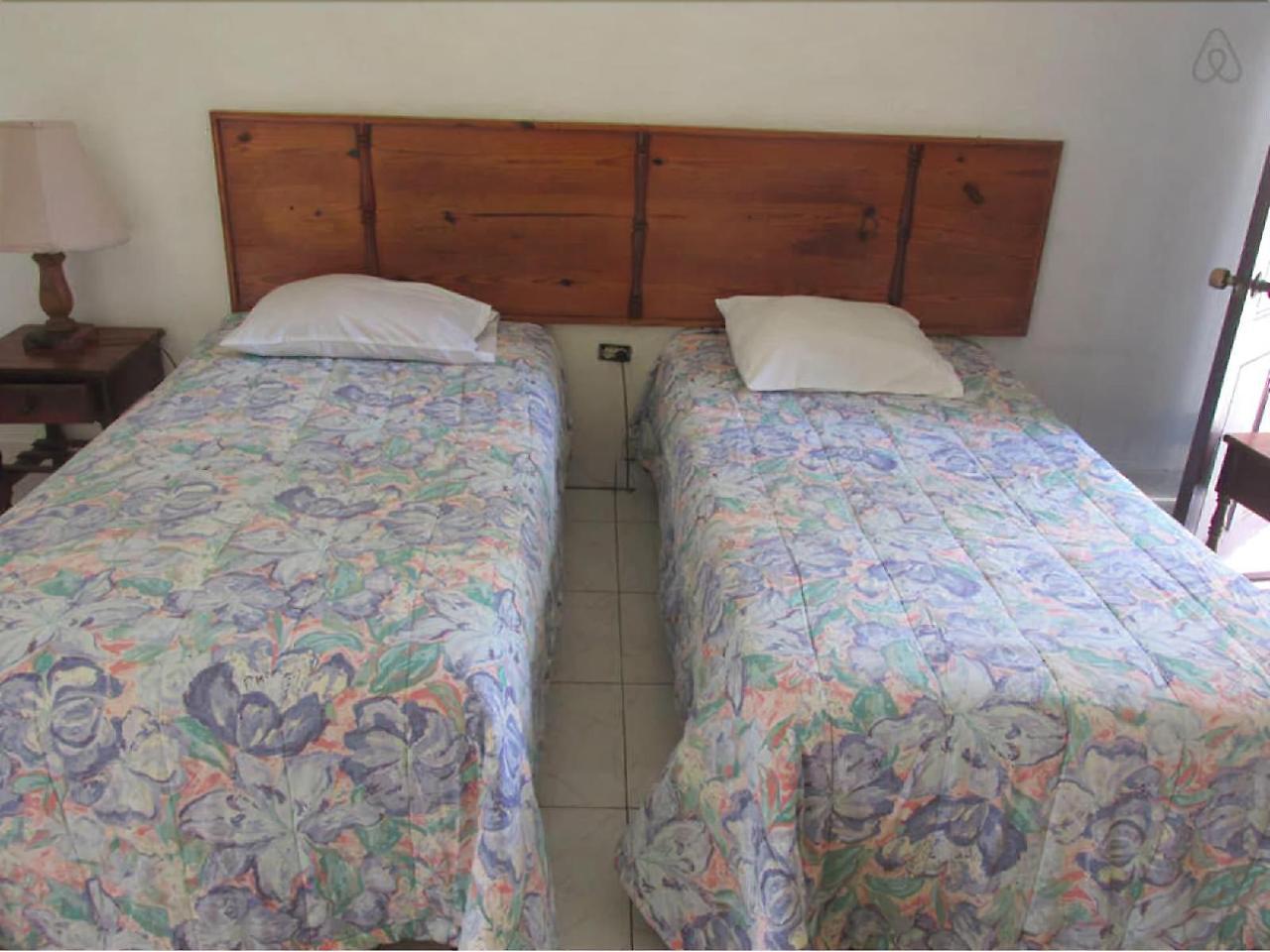 Paradise Brandon Hill Guest House Montego Bay Buitenkant foto