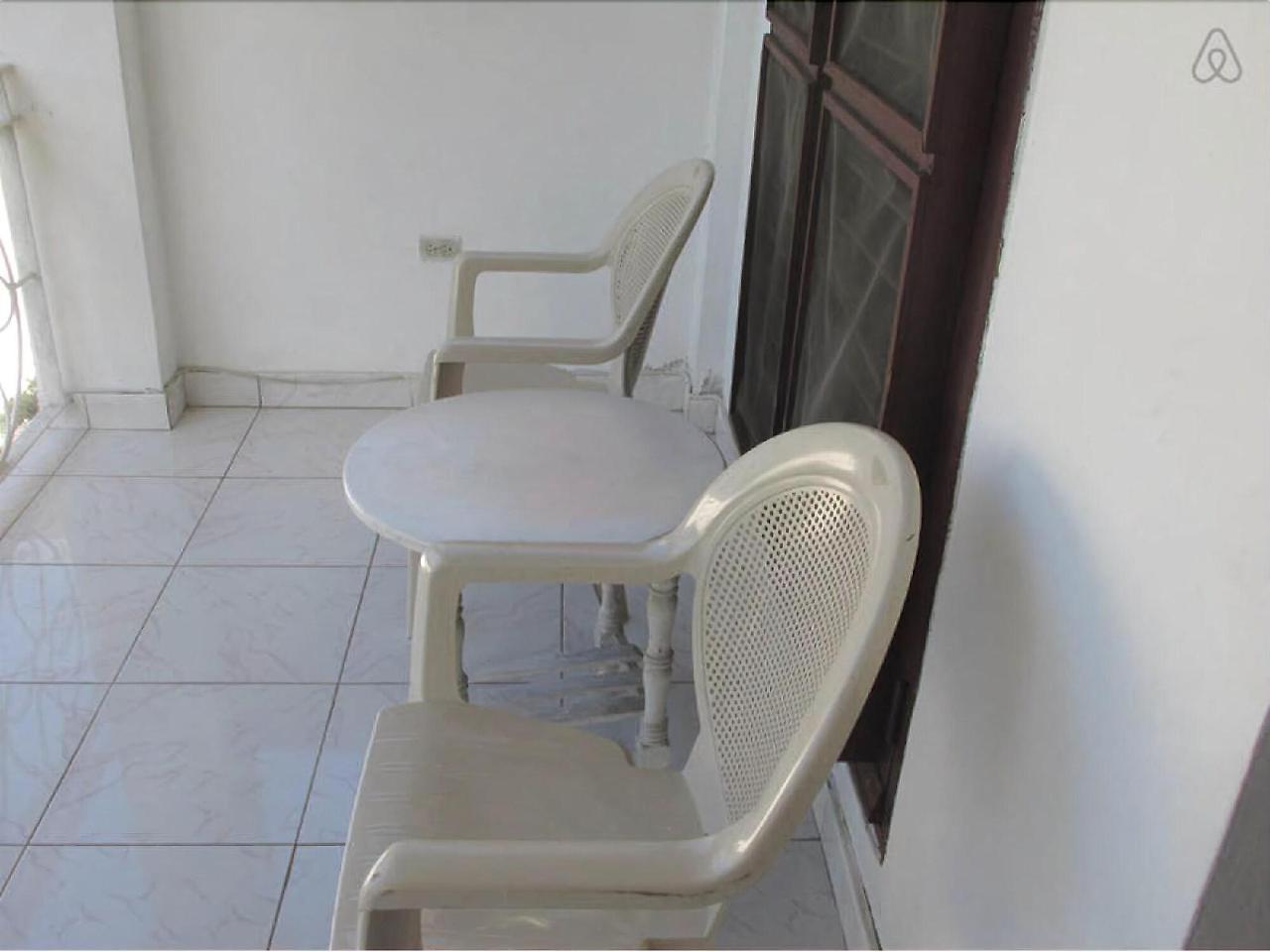 Paradise Brandon Hill Guest House Montego Bay Buitenkant foto
