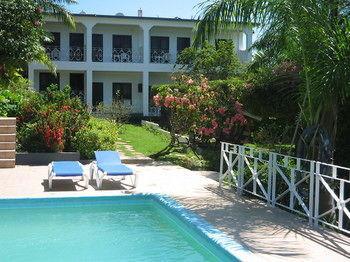Paradise Brandon Hill Guest House Montego Bay Buitenkant foto